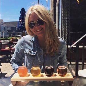 Meet your Posher, Rachel olivia